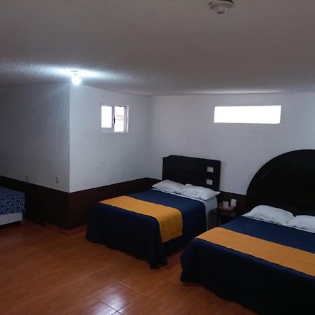 Hotel Alameda Maravatio Bagian luar foto