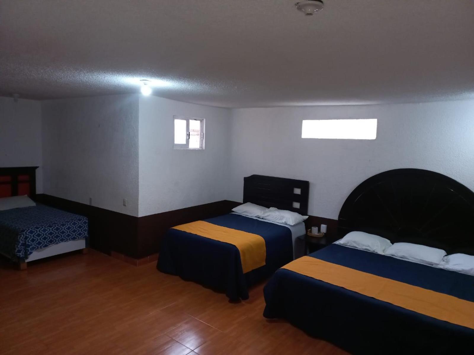 Hotel Alameda Maravatio Bagian luar foto