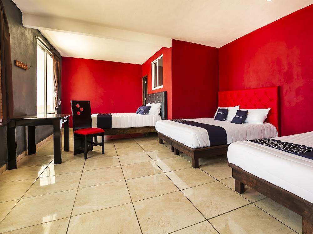 Hotel Alameda Maravatio Bagian luar foto