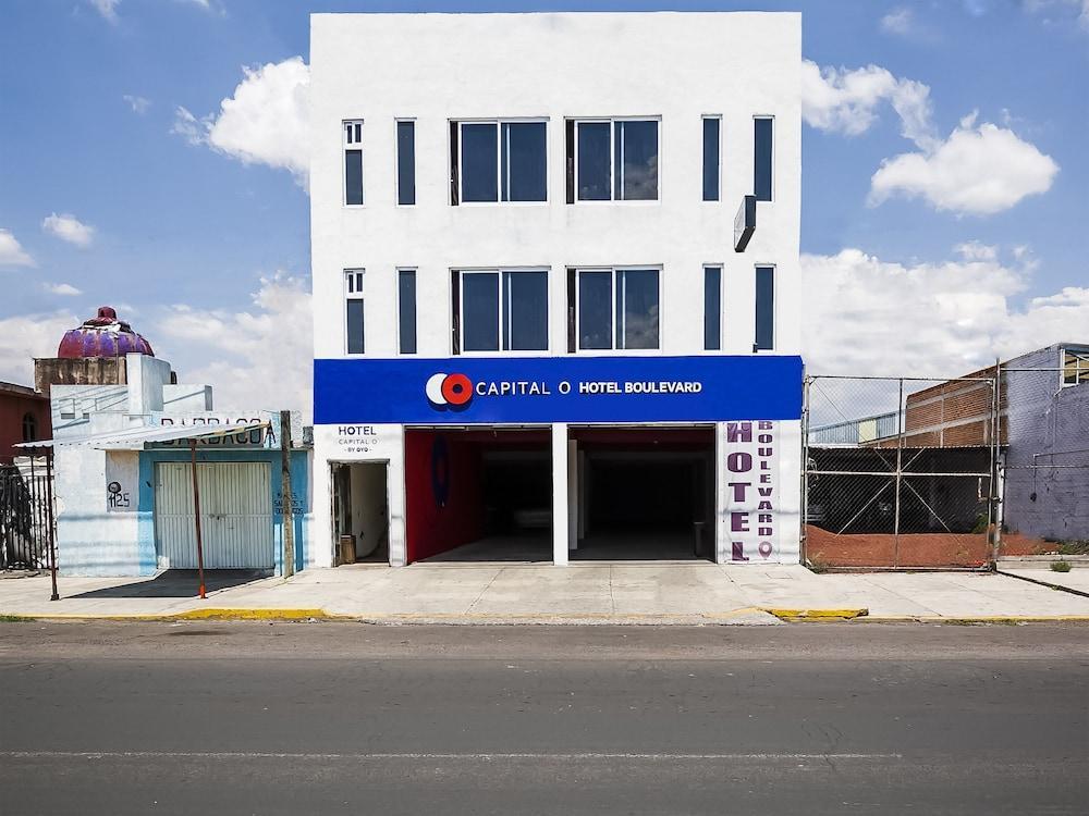 Hotel Alameda Maravatio Bagian luar foto